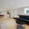 Practical Basement Apt with all home comforts close to City Centre
