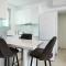 Phaedrus Living - Seaside Executive Flat Harbour 201