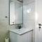 Phaedrus Living - Seaside Executive Flat Harbour 201
