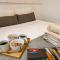 Phaedrus Living - Seaside Executive Flat Harbour 201