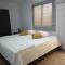 KOMODO ALOJAMIENTO- hostal autoservicio, ubicado cerca al centro histórico - baño privado, wifi , cama 2x2 y agua caliente y cocina compartida