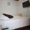 KOMODO ALOJAMIENTO- hostal autoservicio, ubicado cerca al centro histórico - baño privado, wifi , cama 2x2 y agua caliente y cocina compartida
