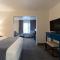 Oxford Suites Portland - Jantzen Beach