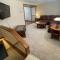 Spacious, Sunny Lake House! Close to ski trails. - 温莎
