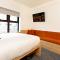 The Snug Townhouse