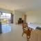 Tha-ruea Residence