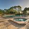 Sunny Sarasota Oasis with Lanai and Community Pool! - Sarasota