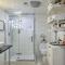 Edmonds Apartment with Private Wine Cellar! - 埃德蒙兹