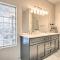 Family Home with Community Perks in Peoria