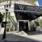 Waldorf Hotel