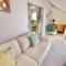 La Petite Maison and Sea Splash