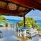 La Petite Maison and Sea Splash