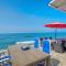 Oceanfront Villa with Private Beach Access, Remodeled Kitchen - Carlsbad
