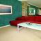 Magnus Pines, 2,52-56 Magnus Street - Apartment with stunning views, linen and bed making, Wi-Fi and Air con