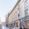 Spacious and central apartment with private sauna - هلسنكي