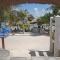 El Fuerte Beach Apartments