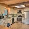 Near Trails Cabin with 2-Level Deck in Twain Harte