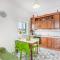 Green Island Apartment
