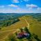 Holiday House Podhamer Boris with private Wellness - 柳托梅尔