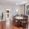 Warwick St Retreat! 3 Bedroom House With Parking