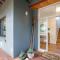 Saltbush Cottage Pet Friendly 1 Min Walk to Beach