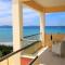 Paralia Luxury Suites - Agios Stefanos