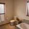 Sol Montis Guest Cottage