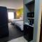 Holiday Inn Express Pearland, an IHG Hotel