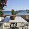Georges beach studios Aliki Paros