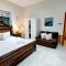 Private rooms in 3 bedroom apartment SKYNEST Homes marina pinnacle