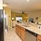 Beautiful Waterfront Townhome Wsplashpool-3024