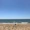 Bournemouth cottage 6mins from beach, free parking