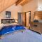 Deck and Fireplace Log Cabin in Tahoe Donner! - Truckee