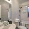 Modernized SLC Duplex with Yard about 4 Mi to Dtwn!