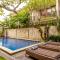 Janis Place Cottage by Purely