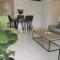 Phaedrus Living - Seaside Deluxe Flat Harbour 106
