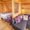 Beinn A Ghlo Luxury Glamping Pod with Hot Tub & Pet Friendly at Pitilie Pods
