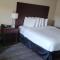 Boarders Inn & Suites by Cobblestone Hotels - Broken Bow