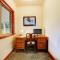 Farm Stay & Iconic Water Views - 32 Zachary Drive