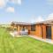Bacheiddon Log Cabin