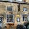 Siam cottage guesthouse over 300 years old with Thai restaurant - Moreton-in-Marsh