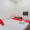 RedDoorz near Riau Junction Mall 2