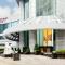 Crowne Plaza Zhuhai City Center by IHG - offers free one-way shuttle to Chimelong Ocean Kingdom - Zhuhai