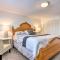 Cozy Rochester Retreat about 3 Mi to Mayo Clinic!