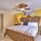 Cozy Home in Heart of Tampa with Lanai and Pool!