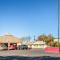 Rodeway Inn & Suites