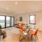 Spacious Balcony View Apt Near NEC BHX Free Parking Sleeps 4 - Hockley Heath