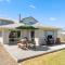 Hunia Haven - Himatangi Beach Holiday Home - Oroua Downs