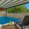 Luxury Villa LeLu with heated saltwater pool, parking, high speed Internet, BBQ, - Žrnovnica