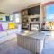 Sea n Stars Platinum Plus Holiday home with Views, Free Wifi and Netflix